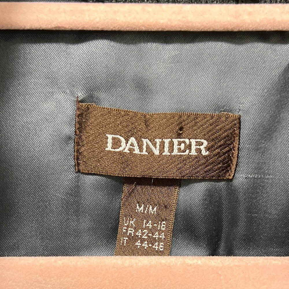 Danier Women's Midnight Black Leather Jacket - Picture 2 of 7